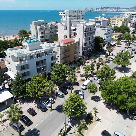 Hotel Vila Emes Дуррес Екстер'єр фото