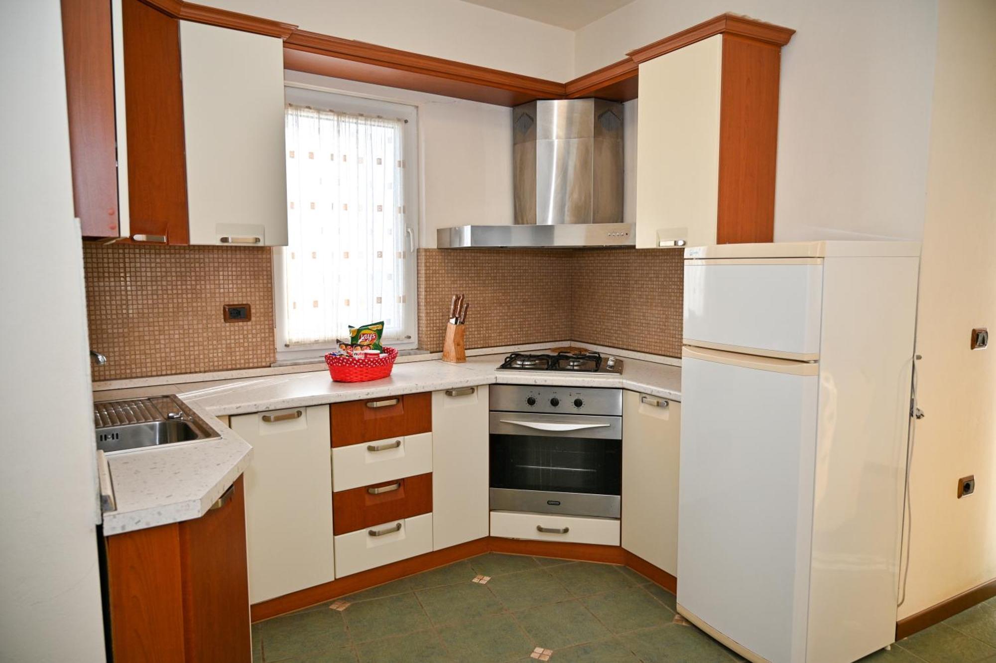 Hotel Vila Emes Дуррес Екстер'єр фото